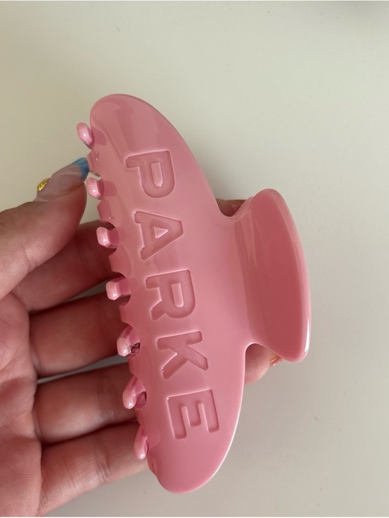 Parke Accessories - PARKE Pink Hair Claw Clip - Sleek Everyday Grip